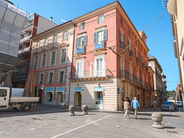 ufficio in vendita a Teramo in zona Centro Città