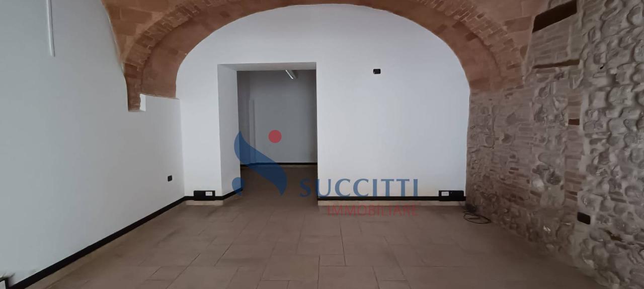 appartamento in vendita a Teramo in zona Centro Città