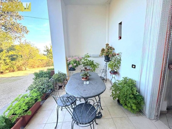 casa indipendente in vendita a Teramo in zona Contrada Scapriano