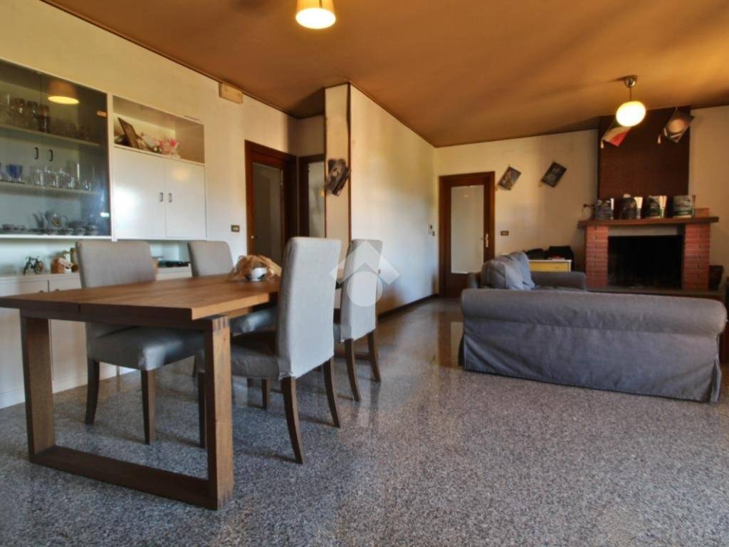 appartamento in vendita a Teramo in zona Nepezzano