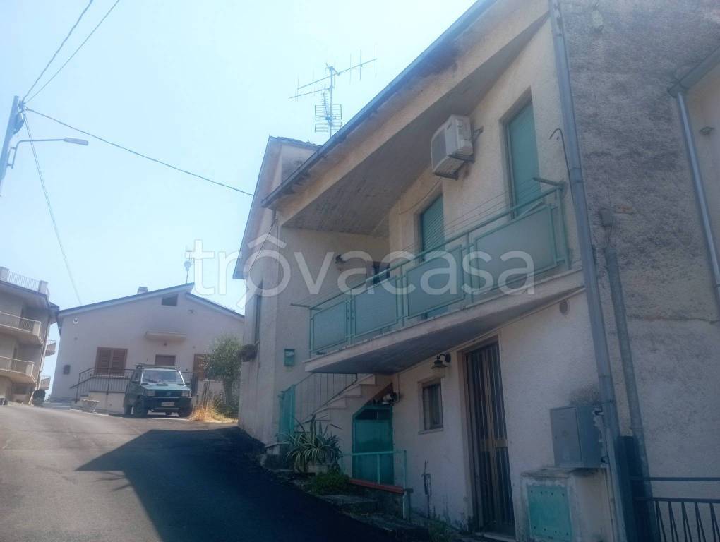 casa indipendente in vendita a Teramo