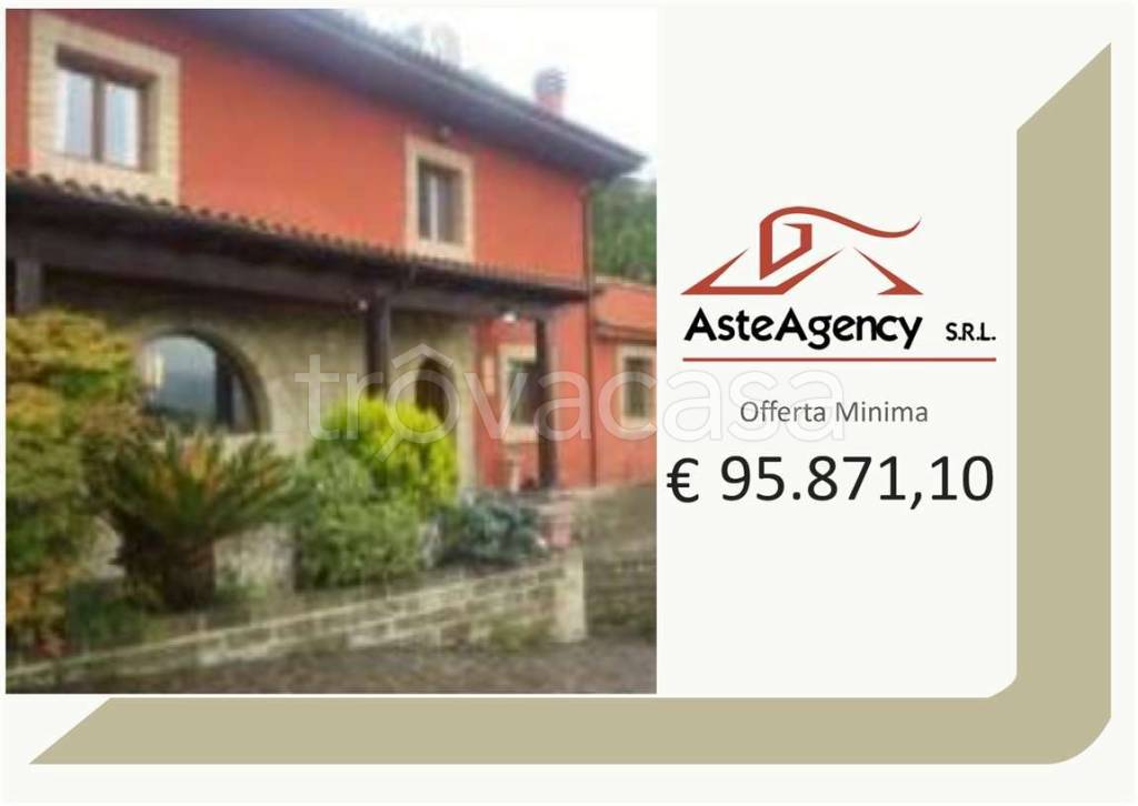 casa indipendente in vendita a Teramo in zona Miano