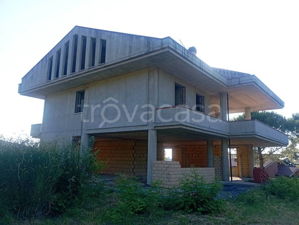 casa indipendente in vendita a Teramo in zona Centro Città