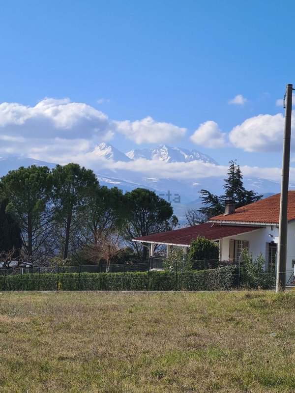 casa indipendente in vendita a Teramo
