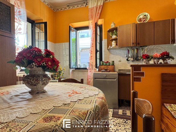 casa indipendente in vendita a Teramo in zona Sant'Atto