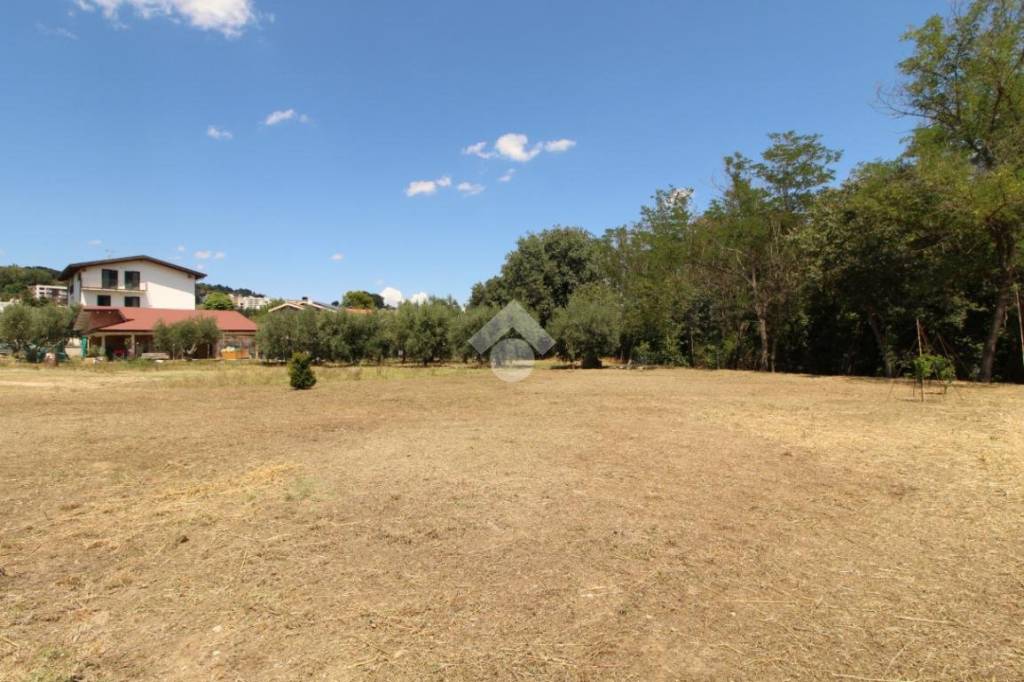 terreno agricolo in vendita a Teramo in zona Centro Città
