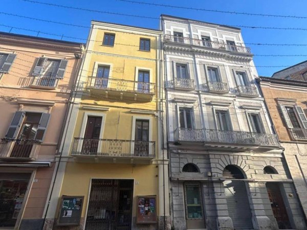 casa indipendente in vendita a Teramo