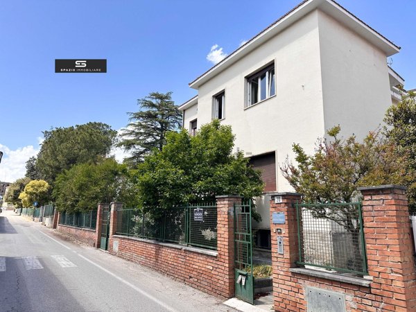 appartamento in vendita a Teramo in zona Centro Città