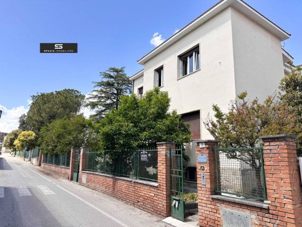 appartamento in vendita a Teramo in zona Centro Città