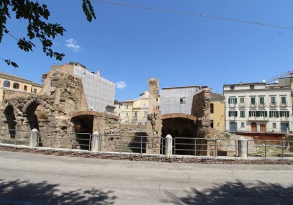 appartamento in vendita a Teramo in zona Centro Città