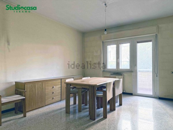 appartamento in vendita a Teramo in zona Colleatterrato Alto