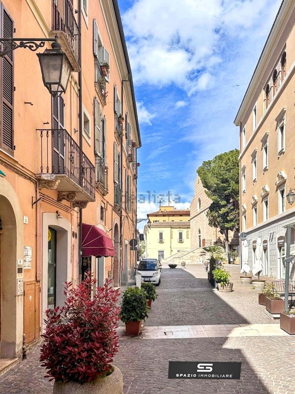 appartamento in vendita a Teramo in zona Centro Città
