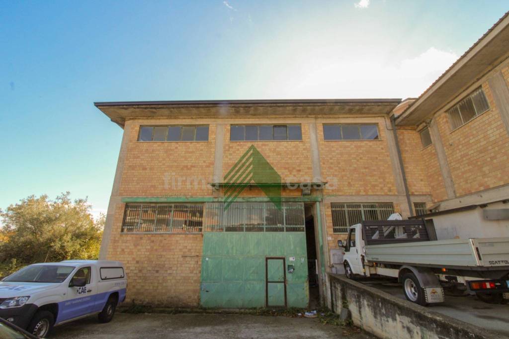 casa indipendente in vendita a Teramo