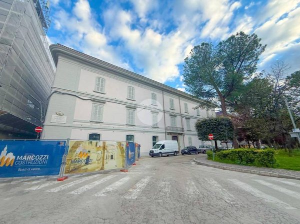 appartamento in vendita a Teramo in zona Centro Città