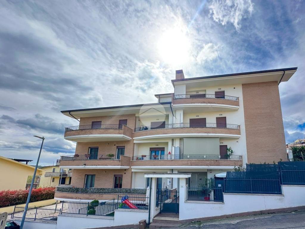 appartamento in vendita a Teramo in zona Centro Città