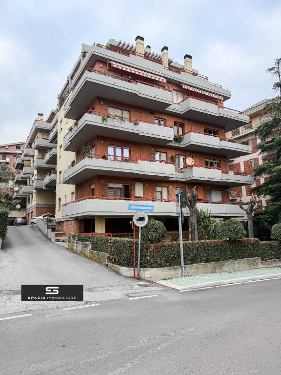 appartamento in vendita a Teramo in zona Centro Città
