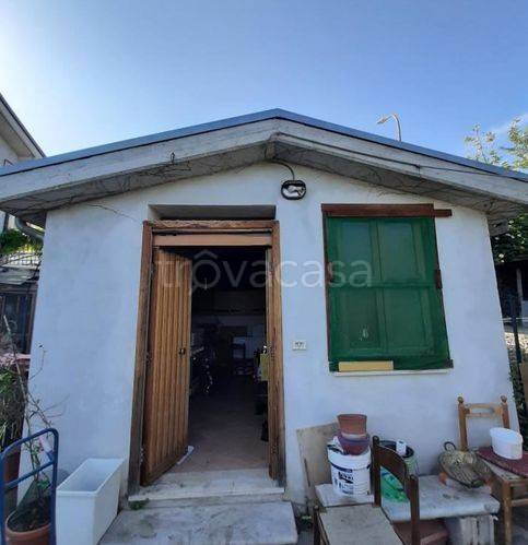 casa indipendente in vendita a Teramo in zona San Nicolò a Tordino