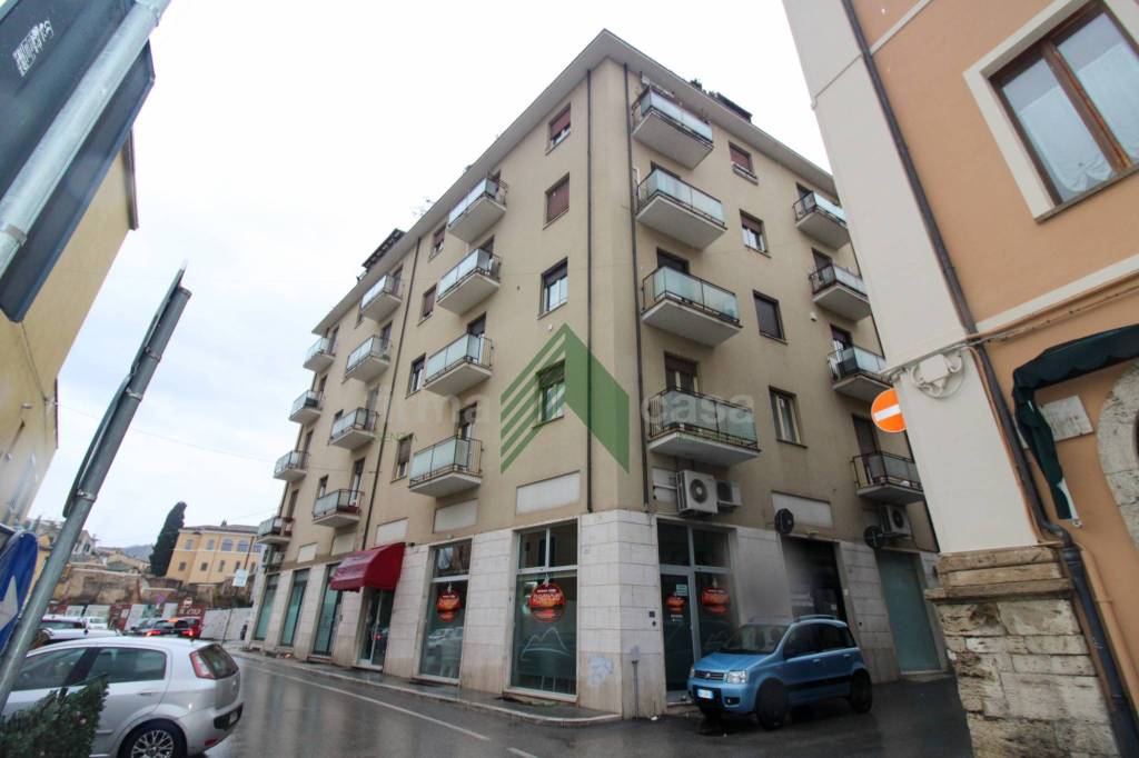 appartamento in vendita a Teramo in zona Centro Città