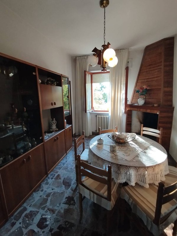 casa indipendente in vendita a Teramo in zona Villa Vomano