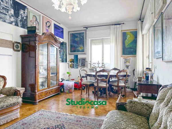 appartamento in vendita a Teramo in zona Centro Città