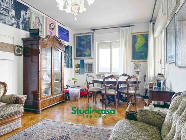 appartamento in vendita a Teramo in zona Centro Città