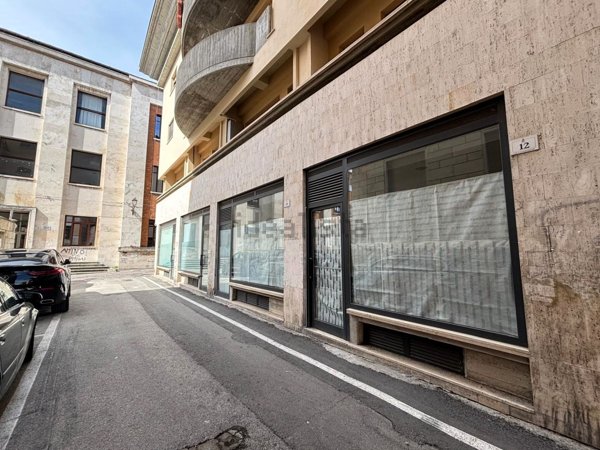 casa indipendente in vendita a Teramo in zona Centro Città