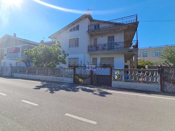 appartamento in vendita a Teramo in zona San Nicolò a Tordino