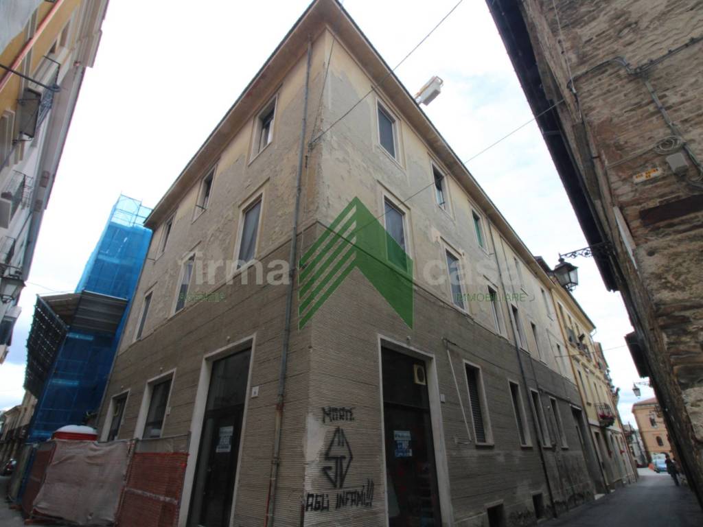 appartamento in vendita a Teramo in zona Centro Città