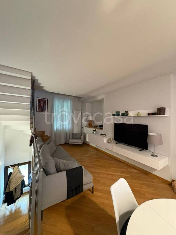 casa indipendente in vendita a Teramo in zona Centro Città