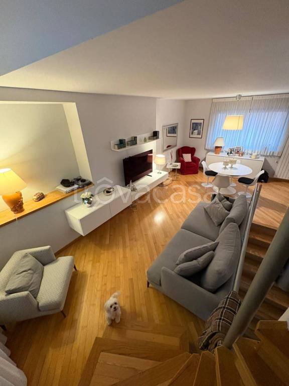 casa indipendente in vendita a Teramo in zona Centro Città
