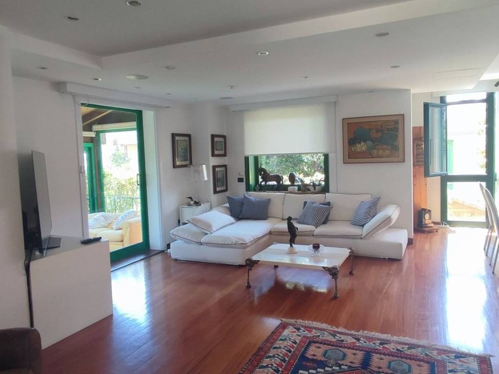 casa indipendente in vendita a Teramo