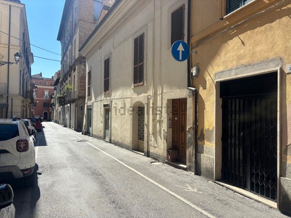appartamento in vendita a Teramo in zona Centro Città