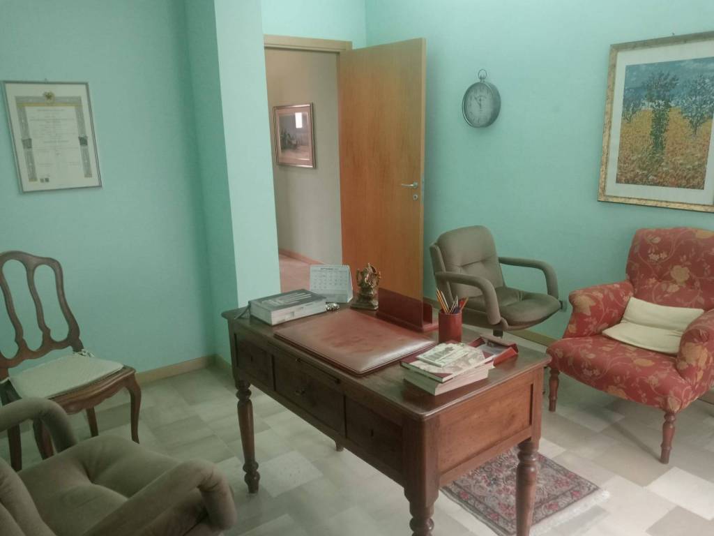 ufficio in vendita a Teramo in zona Centro Città