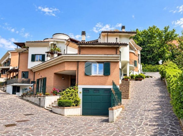 appartamento in vendita a Teramo in zona Centro Città