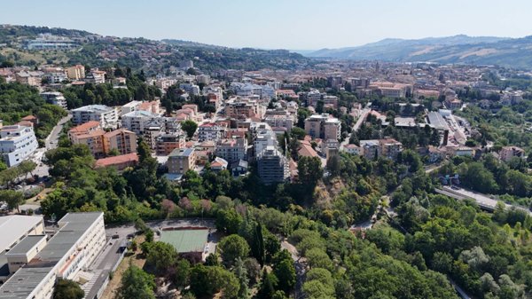 appartamento in vendita a Teramo in zona Centro Città