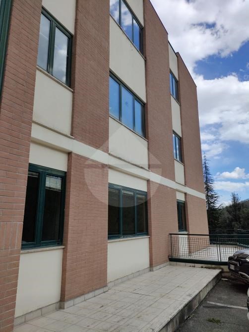 appartamento in vendita a Teramo in zona Putignano
