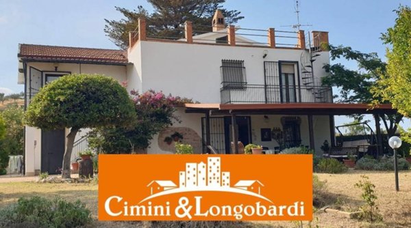 casa indipendente in vendita a Torano Nuovo
