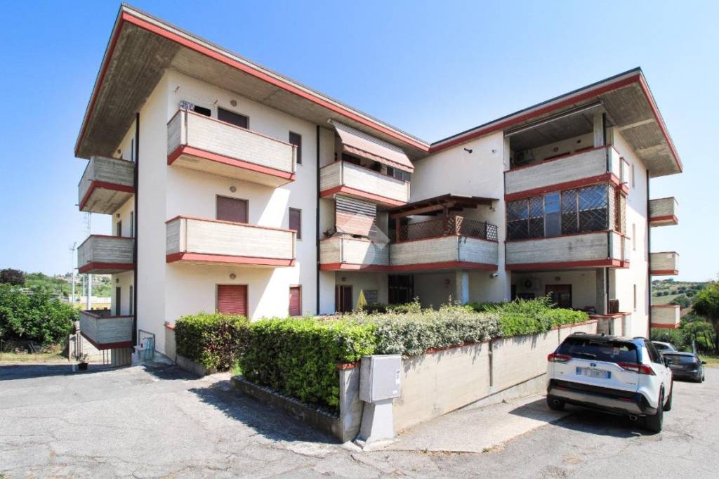 appartamento in vendita a Torano Nuovo