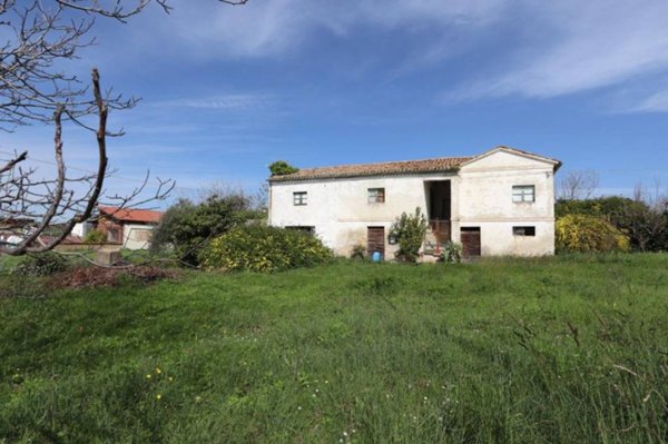 casa indipendente in vendita a Torano Nuovo in zona Petrella