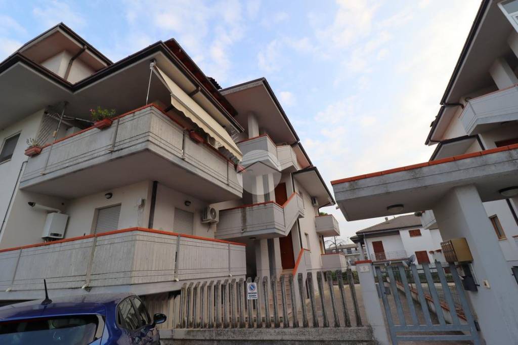 appartamento in vendita a Torano Nuovo
