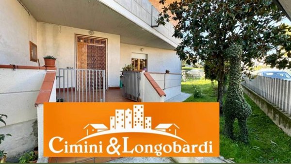 casa indipendente in vendita a Torano Nuovo
