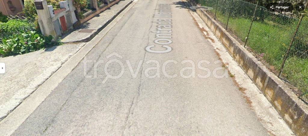 terreno agricolo in vendita a Torricella Sicura in zona Morricone