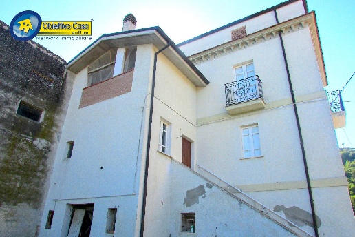 casa indipendente in vendita a Torricella Sicura