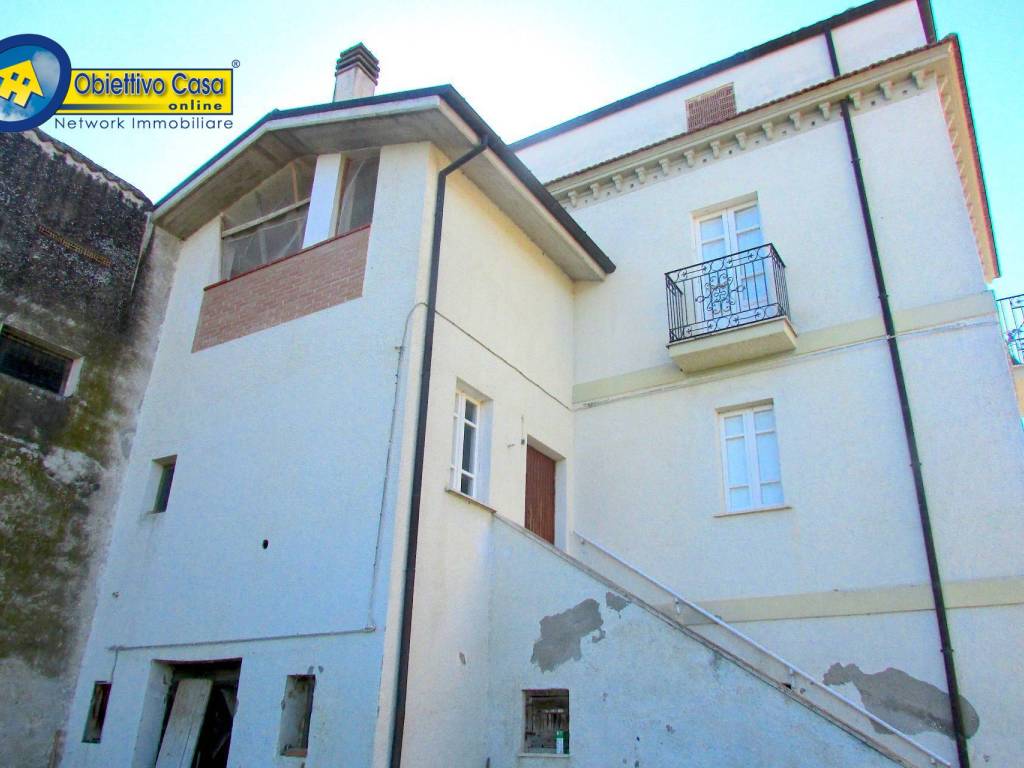 casa indipendente in vendita a Torricella Sicura