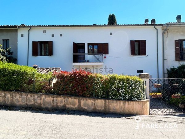 casa indipendente in vendita a Torricella Sicura