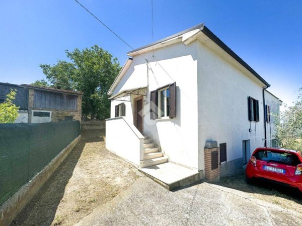 appartamento in vendita a Tortoreto in zona Salino