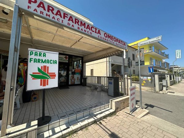 negozio in vendita a Tortoreto