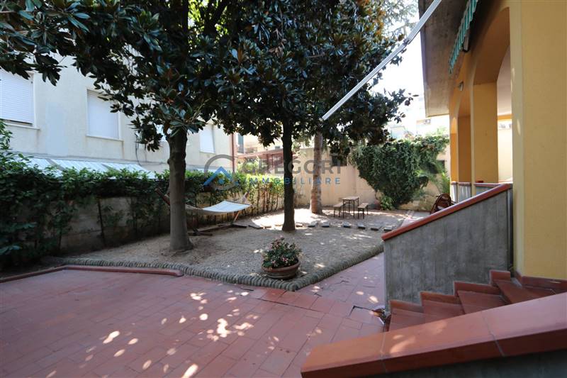 casa indipendente in vendita a Tortoreto