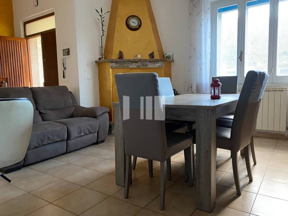 casa indipendente in vendita a Tortoreto