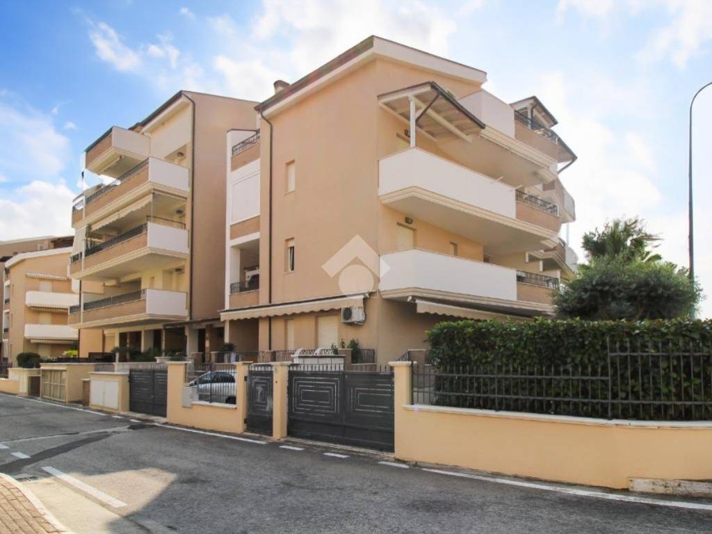 appartamento in vendita a Tortoreto